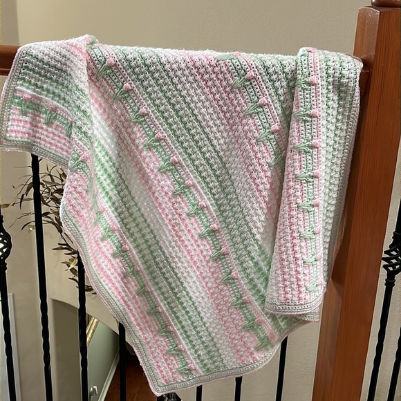 Pink and Green Crochet BABY CRIB BLANKET, PINK ROSE Throw Blanket SIZE 38X40” - Picture 5 of 9